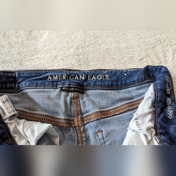 American Eagle-Hi-Rise Jeggings - Picture 5 of 6